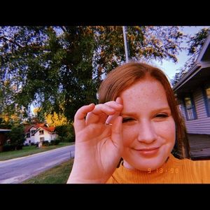 Meet your Posher, Ava